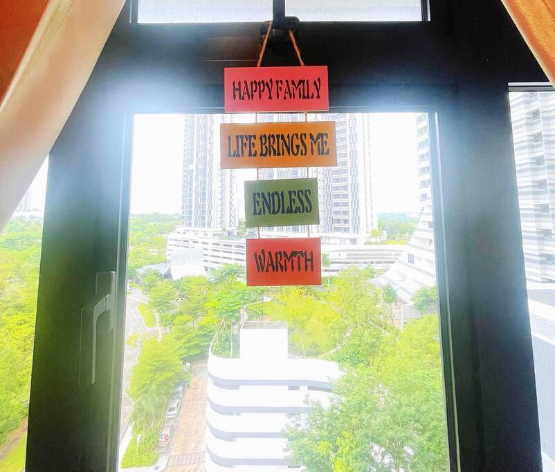 Legoland JB AGhome Medini 3room8pax bukit indah Nusajaya  Bagian luar foto